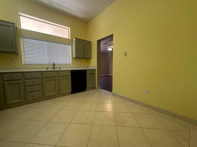 Building Photo - Sun City Summerlin 2 Bedroom