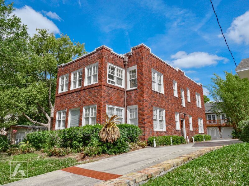 Primary Photo - 811 E Concord St