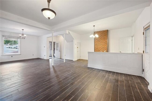 Foto del edificio - *Newly Renovated 1-Bedroom *Open Concept Living in this Canonsburg Apartment