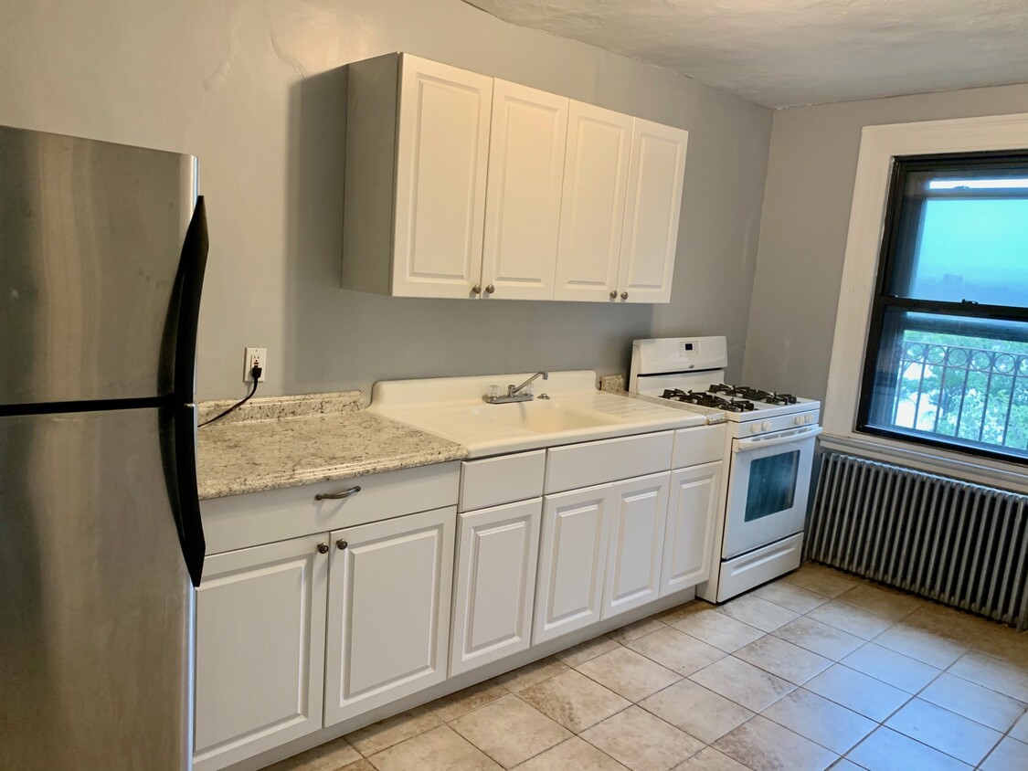 Foto principal - 454 Beacon St