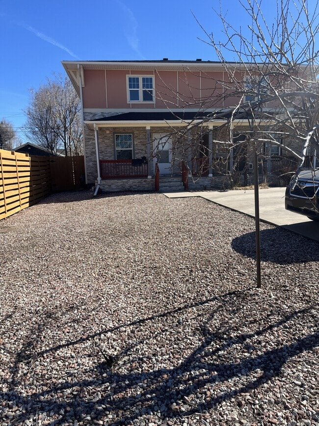 Building Photo - 708 Lowell Blvd