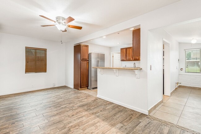 Photo - 14993 Yucca Ave Apartment