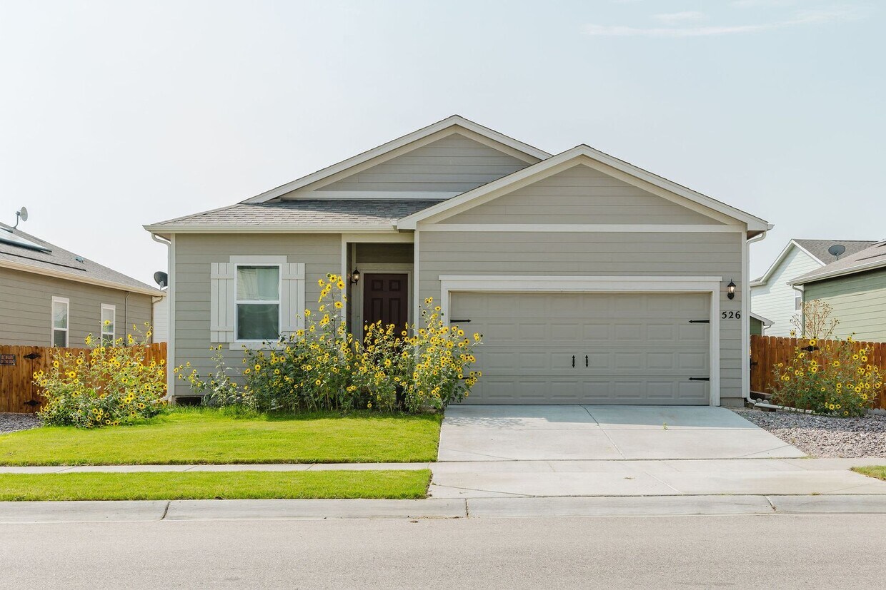 Primary Photo - Gorgeous 3 bed 2 bath House for Rent!