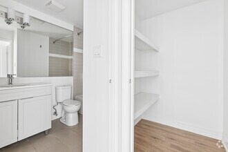 1BR, 1BA - 678SF - Bathroom/Storage - 545 547 & 565 Belmont Avenue W