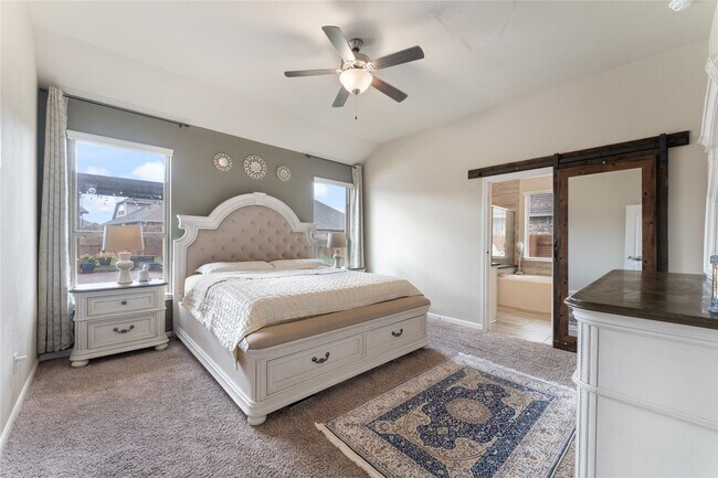 Foto del edificio - 6207 Rosehill Harvest Loop