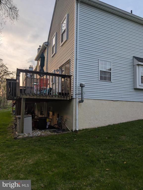 Foto del edificio - 609 Hartland Ct