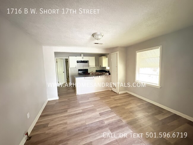 Foto del edificio - 1716 W Short 17th St
