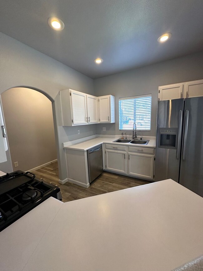 Foto del edificio - Secluded condo in gated community