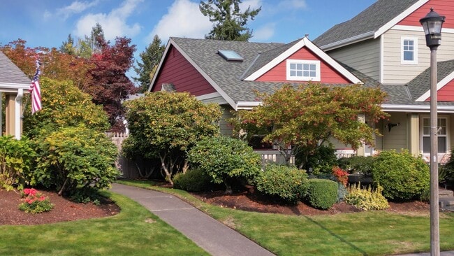 Building Photo - 1451 Thompson Cir