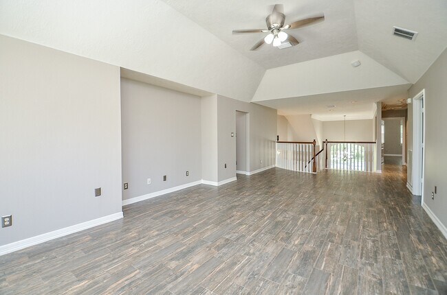 Foto del edificio - 1407 Kennoway Park Dr