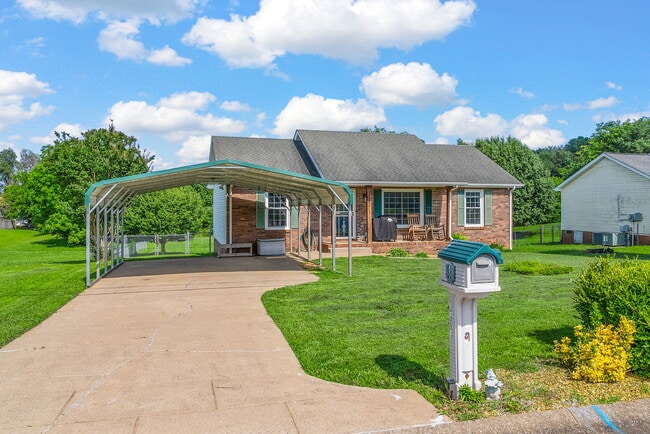 Foto del edificio - 1307 Chucker Dr