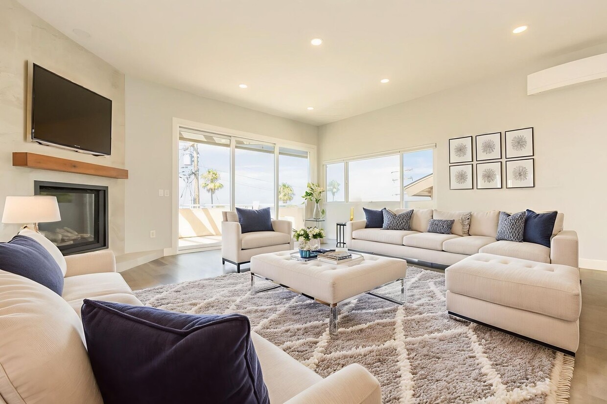 Foto principal - Beautiful 3Bed/2.5Bath Oceanview Home in C...