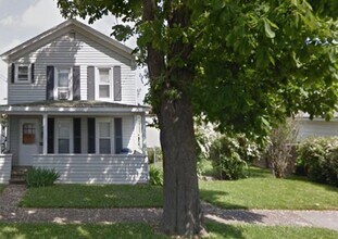 Building Photo - 109 W Albany St