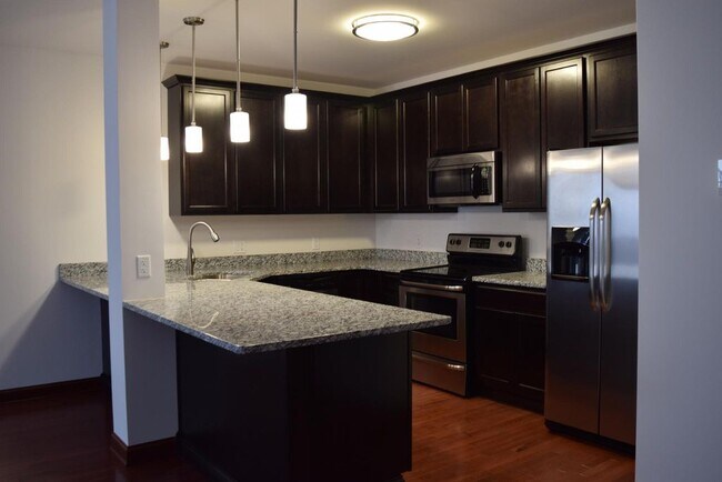 Foto del edificio - 326 W Jefferson St