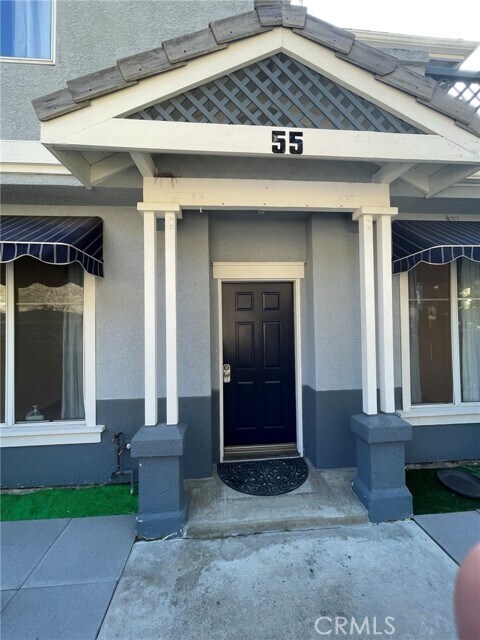 Foto del edificio - 55 Breakers Ln