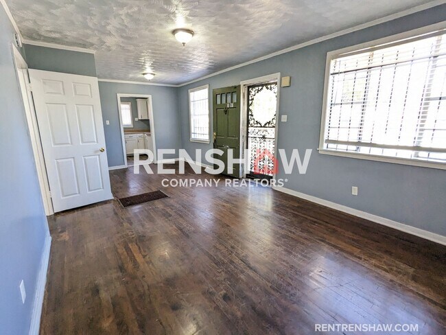 Foto del edificio - Accepting Section 8 Vouchers - 1891 Clover...