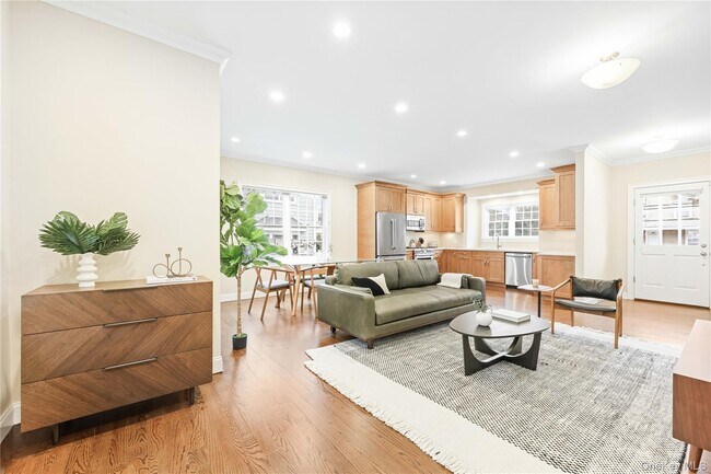 Foto del edificio - 420 Midland Ave