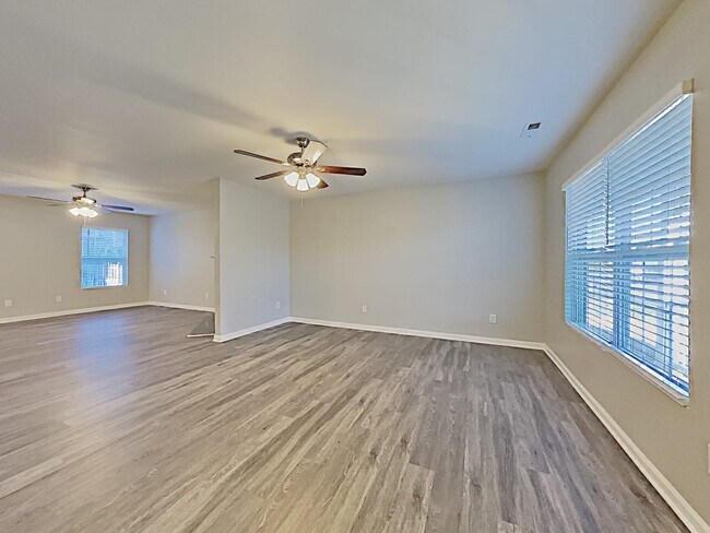 Building Photo - 8720 Chalkstone Rd