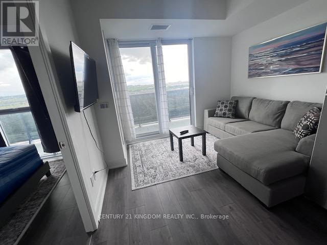 Photo du bâtiment - 2545-2545 Simcoe St N