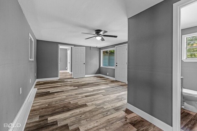 Building Photo - 1137 Schex Dr