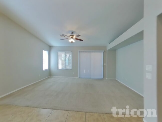 Building Photo - 1502 E Mayfield Dr