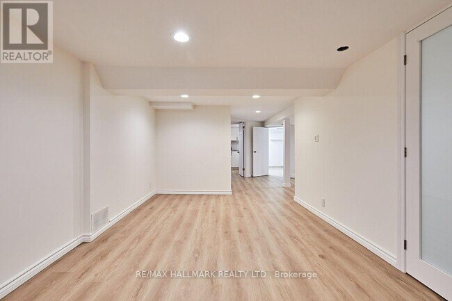 Building Photo - 181 Ferris Rd