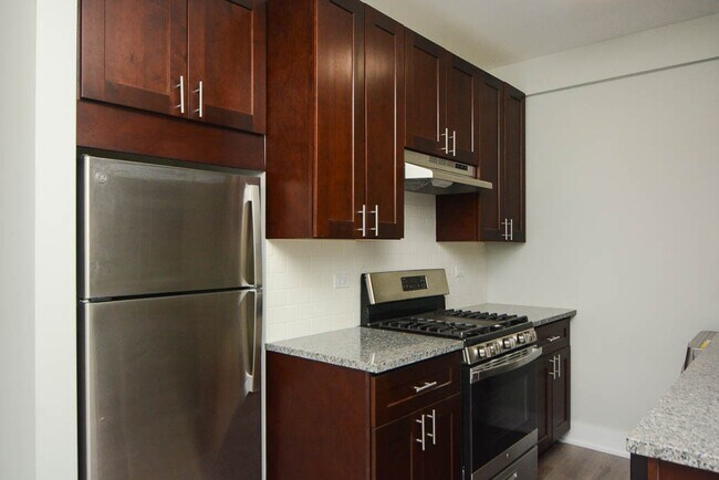 Foto del edificio - 725 St Johns Ave