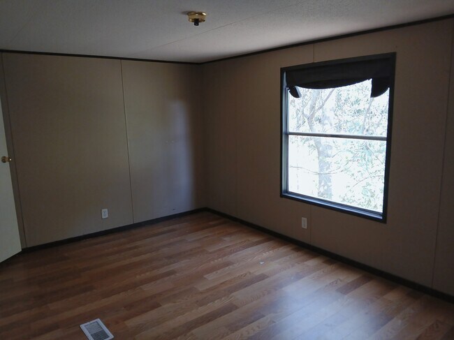 Building Photo - 4828 I-30