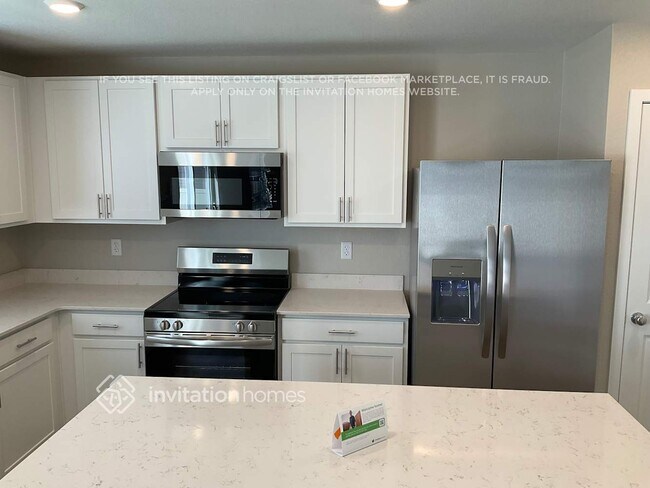 Foto del edificio - 22054 E 39th Ave
