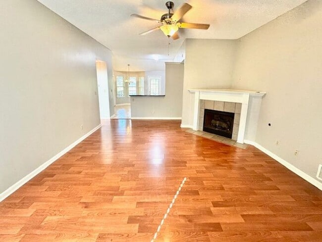 Photo - Now Leasing a 3 Bedroom With Bonus Room in... House