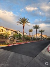Building Photo - 2291 W Horizon Ridge Pkwy