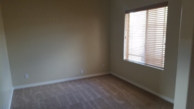 Building Photo - FABULOUS HOME