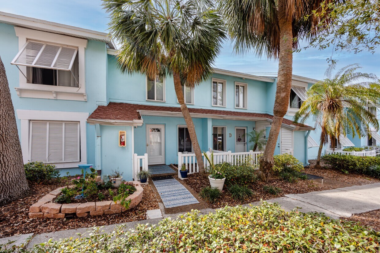 Photo - 3610 42nd St S (Saint Petersburg, FL)