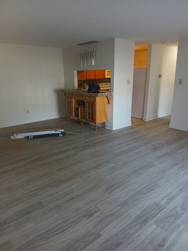 Foto del edificio - NORTH WALES 2BR WOOD HOLLOW CONDO AVAIL. IMMEDIATELY!