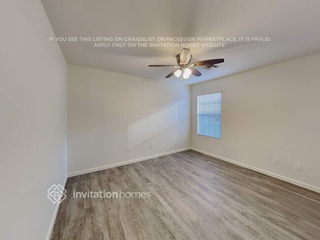 Building Photo - 12218 W Hadley St