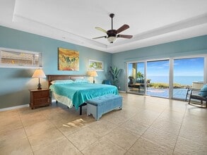 Building Photo - 76-6378-6378 Kilohana St