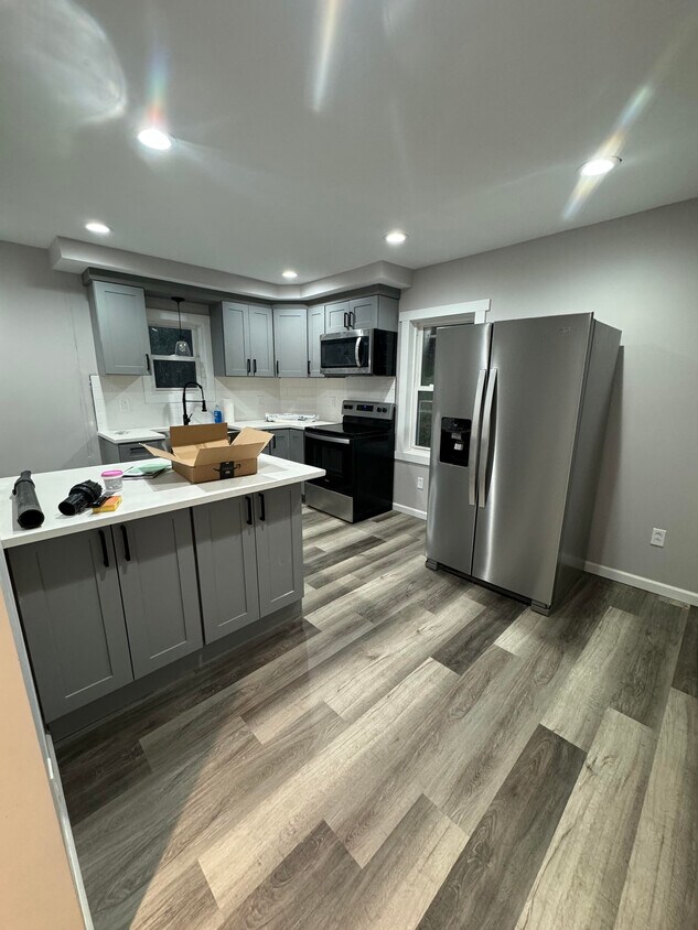 Foto principal - 1025 8th Ave