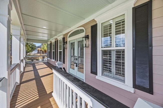 Building Photo - 1733 Indigo Island Dr