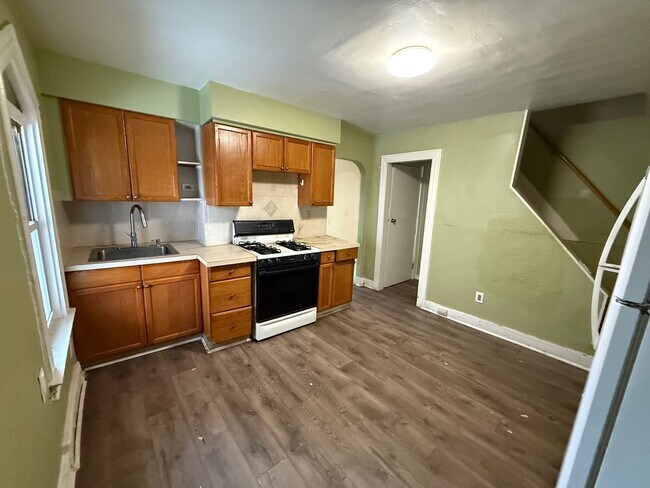 Foto del edificio - 2 bed/1 bath Single Family Home McKeesport, PA