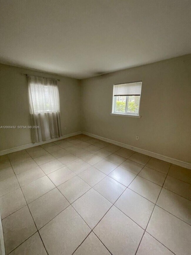 Foto del edificio - 8601 SW 68th Ct