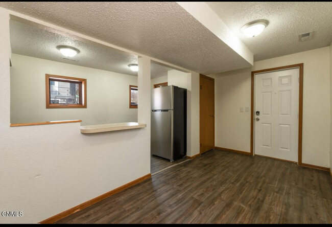 Building Photo - 205 E Avenue E