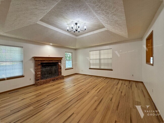 Foto del edificio - Spacious 3-Bedroom, 2-Bath in Sequiota Nei...