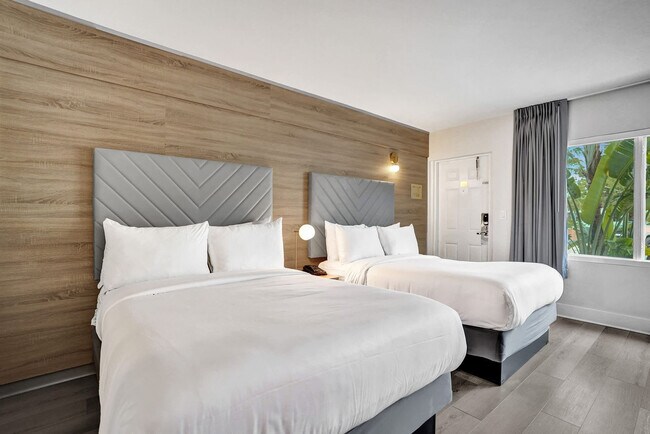 Foto del edificio - 3621 N Ocean Blvd