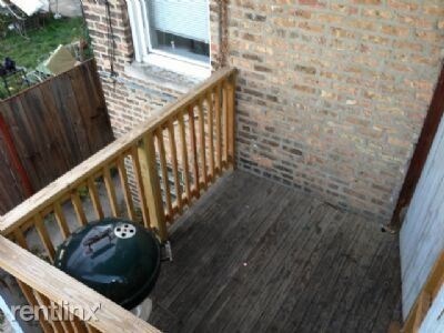 Building Photo - 2343 N Ridgeway Ave
