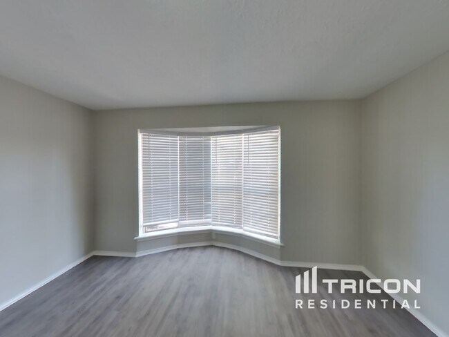 Building Photo - 7118 Foxway Lane Humble TX