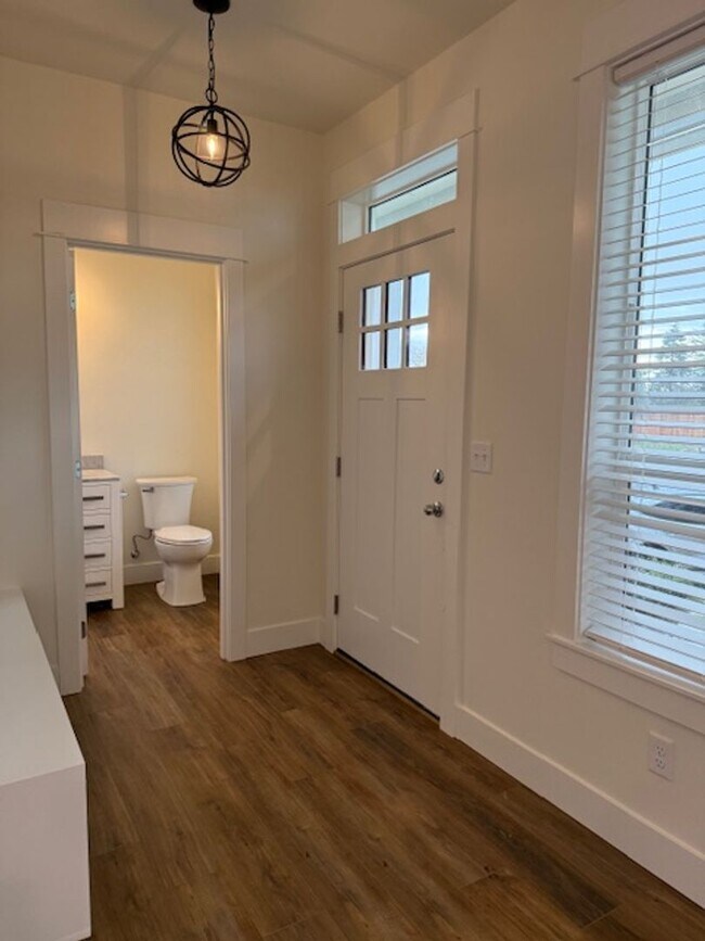 Foto del edificio - New Construction 4-bedroom 4 Bath Dundee OR 97115