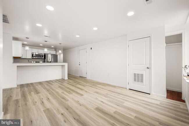 Foto del edificio - 1633 Germantown Ave