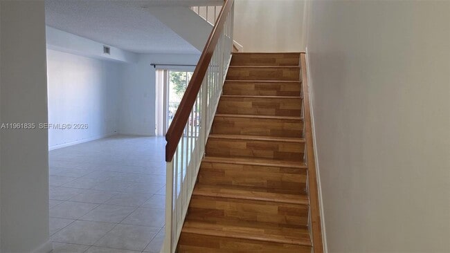 Foto del edificio - 14905 SW 80th St