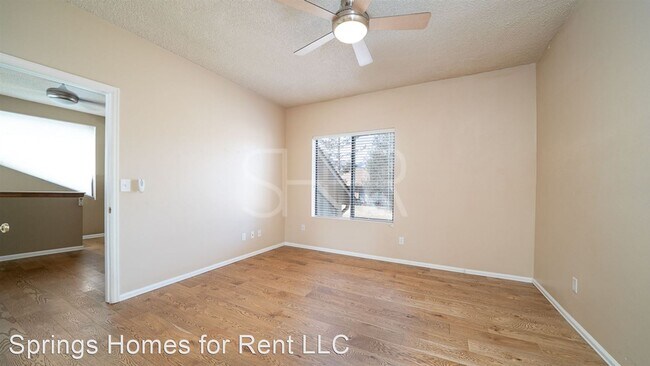 Foto del edificio - 2 br, 2 bath House - 4245 Autumn Heights D...