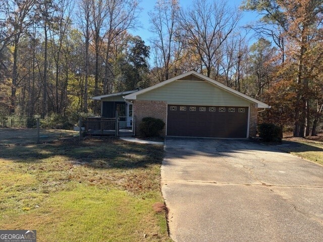 Building Photo - 185 Redwood Cir